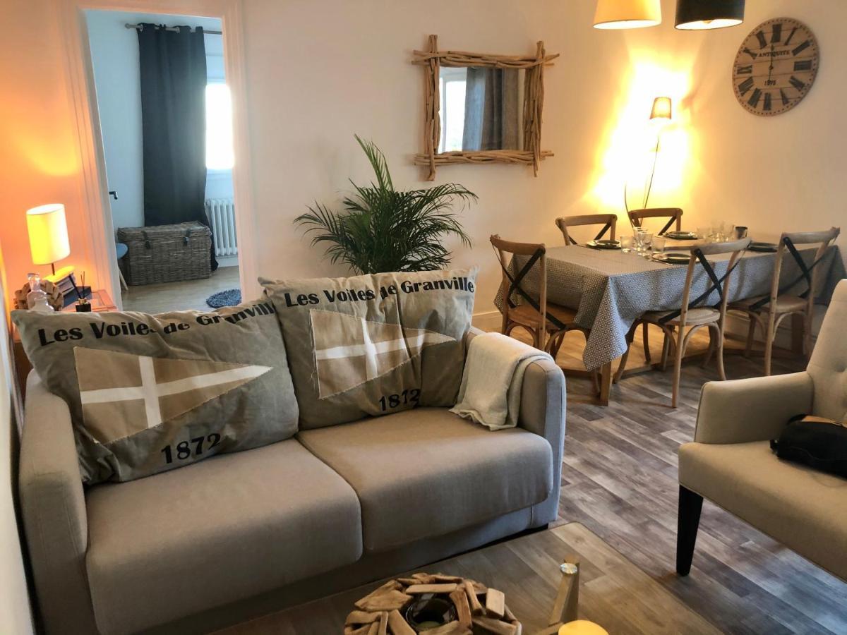 Appartement Port Homard à Granville Extérieur photo
